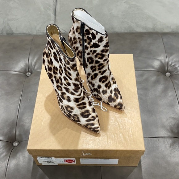 CHRISTIAN LOUBOUTIN 
So Kate Booty 100 leopard-print calf-hair boots Size 38 - Picture 7 of 13